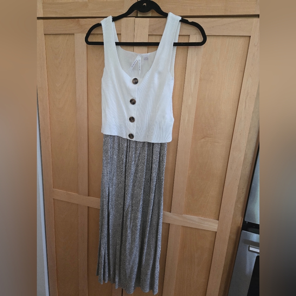 Seraphine Linen and Cotton Midi Maternity and Nursing Dress